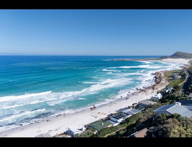 890M² VACANT LAND FOR SALE IN MISTY CLIFFS